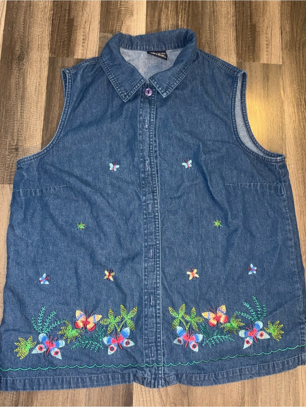 Vintage Allison Daley Embroidered Butterfly Denim Sleeveless Top - Size 14